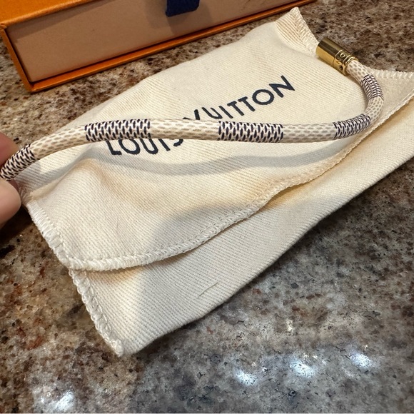 Louis Vuitton keep it white bracelet - Picture 3 of 7